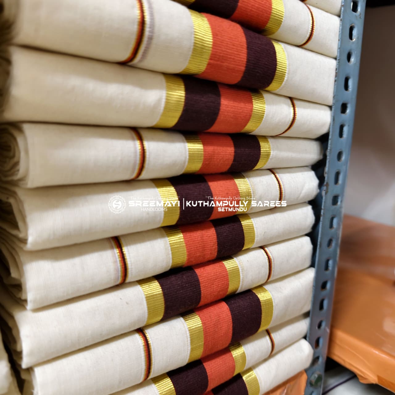Cotton Double Colour Kasavu Setmundu