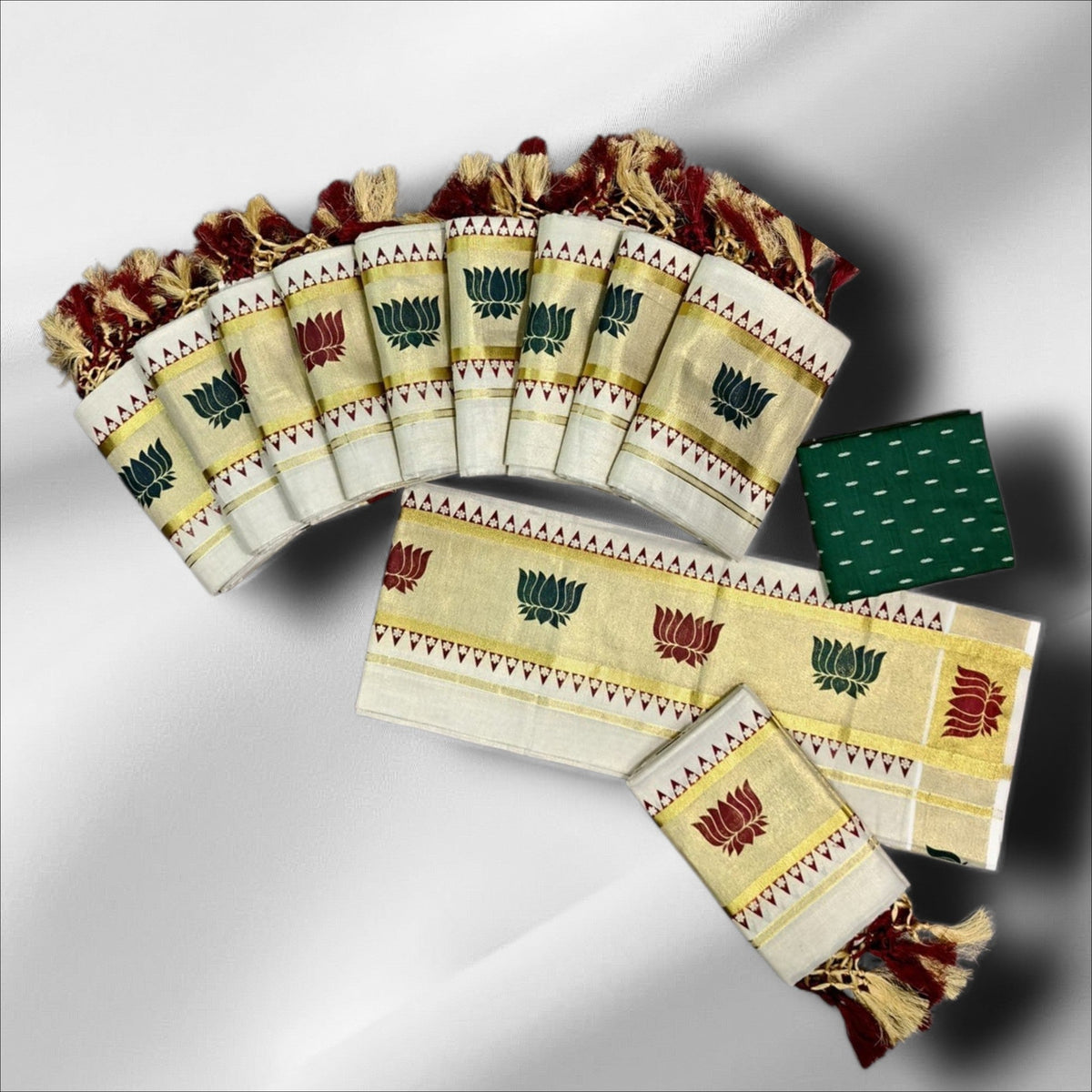 Tissue Lotus Print Setmundu With Blouse