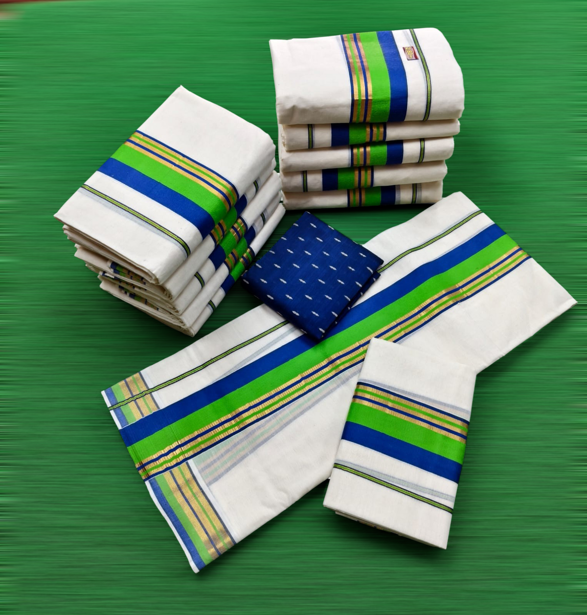 2×3 LIGHT KASAVU FANCY SETMUNDU WITH BLOUSE