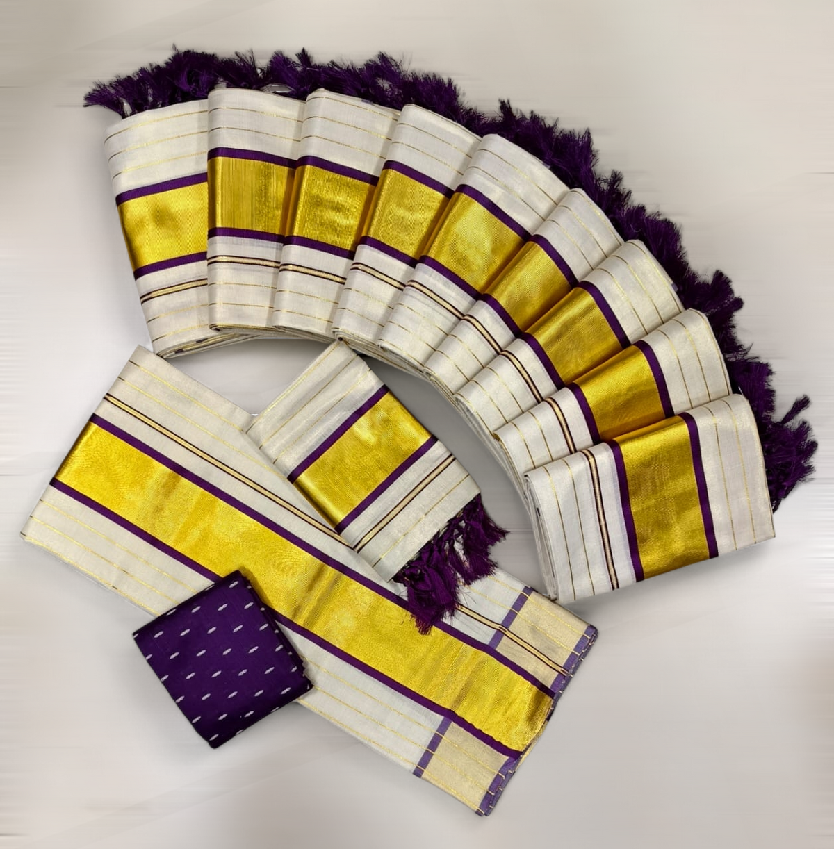 3×4 TISSUE LINES SETMUNDU WITH TUSSELS WITH BLOUSE