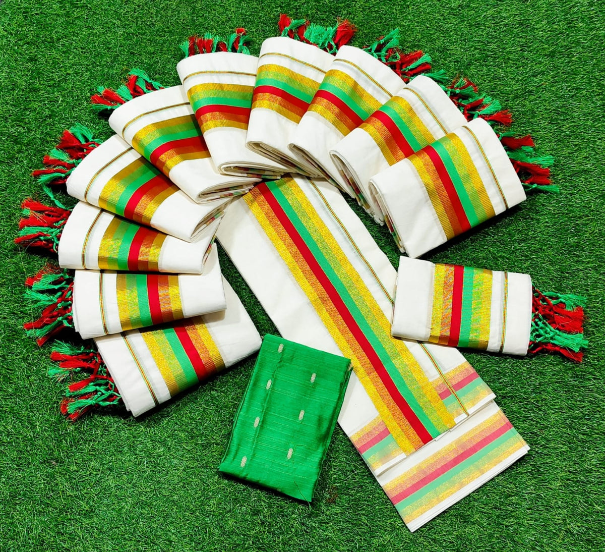 3×4 Cotton Fancy Kunjalam Setmundu with blouse
